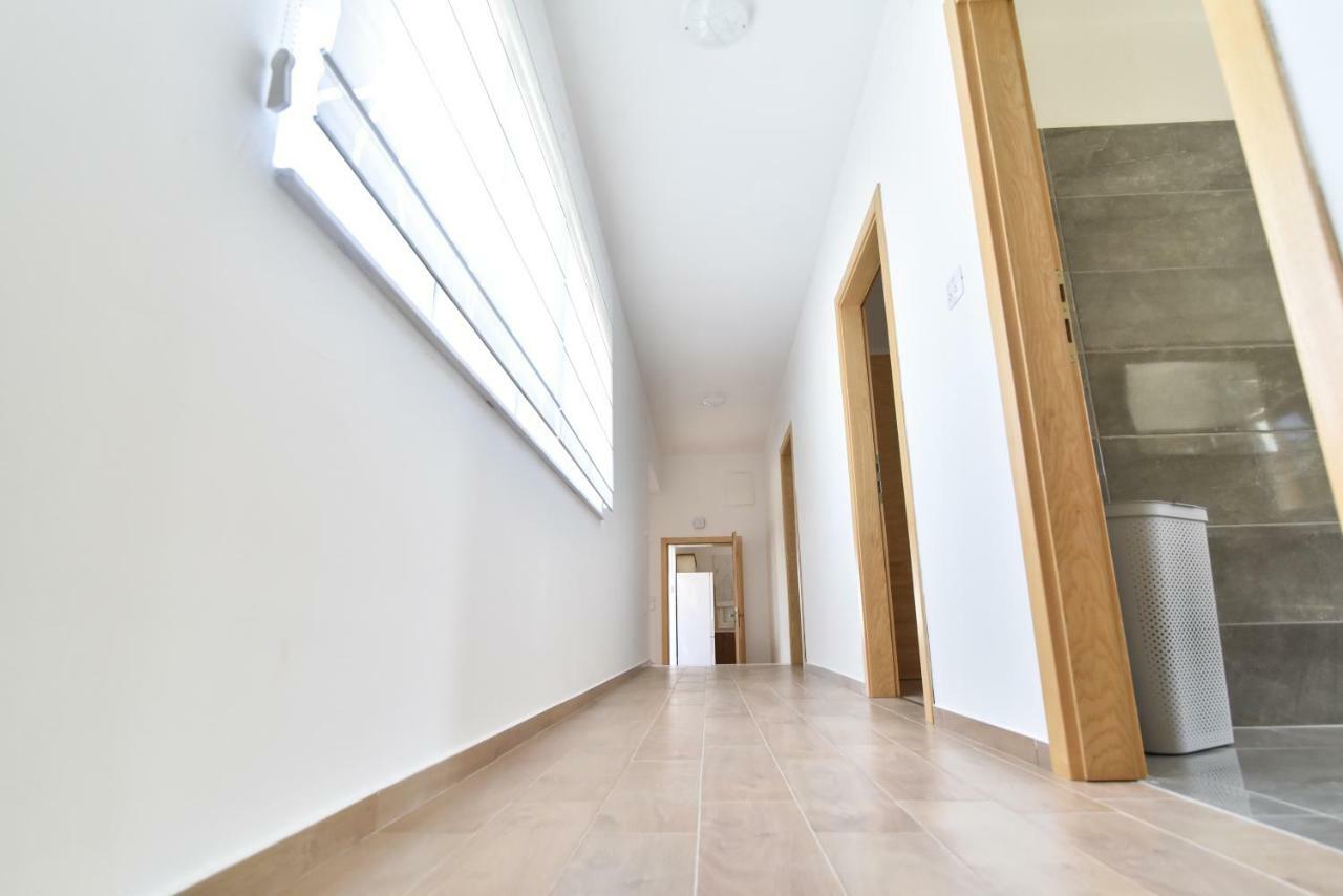 Villa Village Idylle With Heated Pool, Sauna, Jacuzzy And Private Parking Sukošan Exterior foto